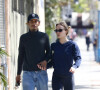 Exclusif - Lily-Rose Depp et son petit ami Yassine Stein vont prendre leur petit-déjeuner à West Hollywood.