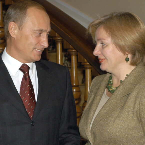 Vladimir Poutine et son épouse de l'époque Lioudmila à Moscou - photo d'archive