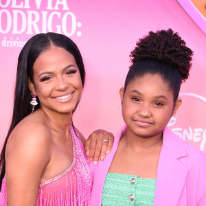 Christina Milian et Violet Madison Nash à la première de la série Disney + "Olivia Rodrigo: Driving Home 2 U (A Sour Film)" à Los Angeles, le 24 mars 2022. 