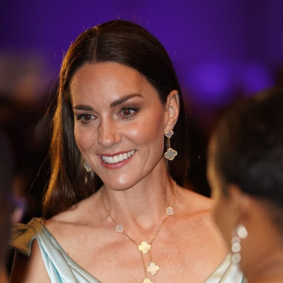 Le prince William, duc de Cambridge, et Catherine (Kate) Middleton, duchesse de Cambridge, assistent à une réception organisée par le gouverneur général des Bahamas, Sir Cornelius Alvin Smith. Nassau, le 25 mars 2022. 