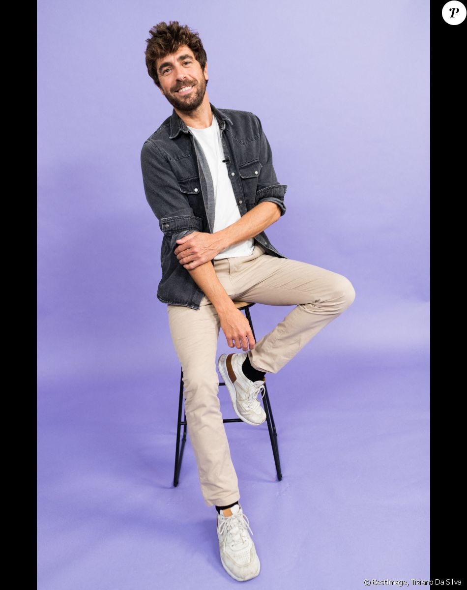 Exclusif - Rendez-vous avec Agustín Galiana à Levallois-Perret, le 24 septembre 2020. © Tiziano Da Silva / Bestimage