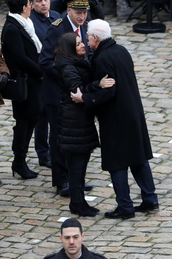 Anne Hidalgo, maire de Paris et Lionel Jospin durant la cérémonie d'hommage national au fondateur, directeur et éditorialiste du Nouvel Observateur Jean Daniel aux Invalides à Paris, France, le 28 février 2020.