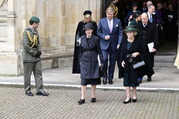 La reine Margrethe II de Danemark et La princesse Beatrix des Pays-Bas - Service d'action de grâce en hommage au prince Philip, duc d'Edimbourg, à l'abbaye de Westminster à Londres, le 29 mars 2022.