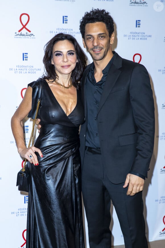 Tomer Sisley et sa femme Sandra lors du photocall de la 18ème édition du "Dîner de la mode du Sidaction" au Pavillon Cambon Capucines - Potel et Chabot à Paris, France, le 23 janvier 2020. © Olivier Borde/Bestimage 