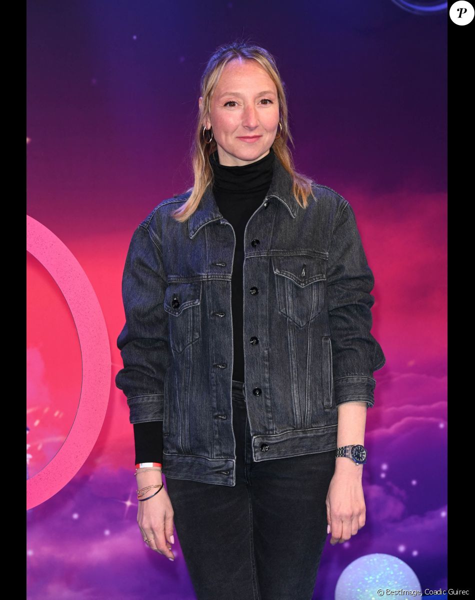 Audrey Lamy - People au 30ème anniversaire du parc d'attractions Disneyland Paris à Marne-la-Vallée. Le 5 mars 2022 © Coadic Guirec / Bestimage
