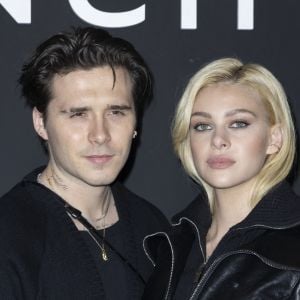 Brooklyn Beckham et sa fiancée Nicola Peltz - Photocall du défilé Givenchy collection Printemps-Eté 2022 lors de la fashion week à la "U Arena" (Paris La Défense Arena) à Nanterre © Olivier Borde/Bestimage 