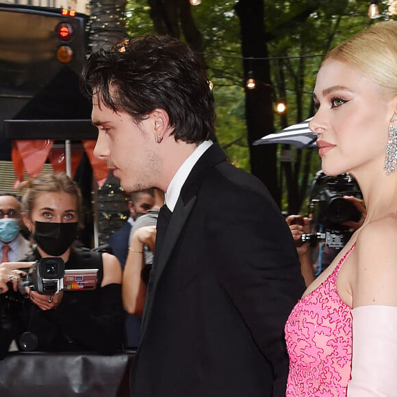 Brooklyn Beckham et sa fiancée Nicola Peltz - Les people à la sortie du Mark Hotel pour se rendre à la soirée du Met Gala (Met Ball) 2021 à New York, le 13 septembre 2021. 