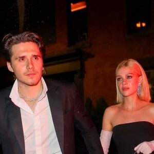 Brooklyn Beckham, sa fiancée Nicola Peltz - Arrivée des people à l'after party de Rihanna après la soirée du Met Gala (Met Ball) 2021 à New York, le 13 septembre 2021. 