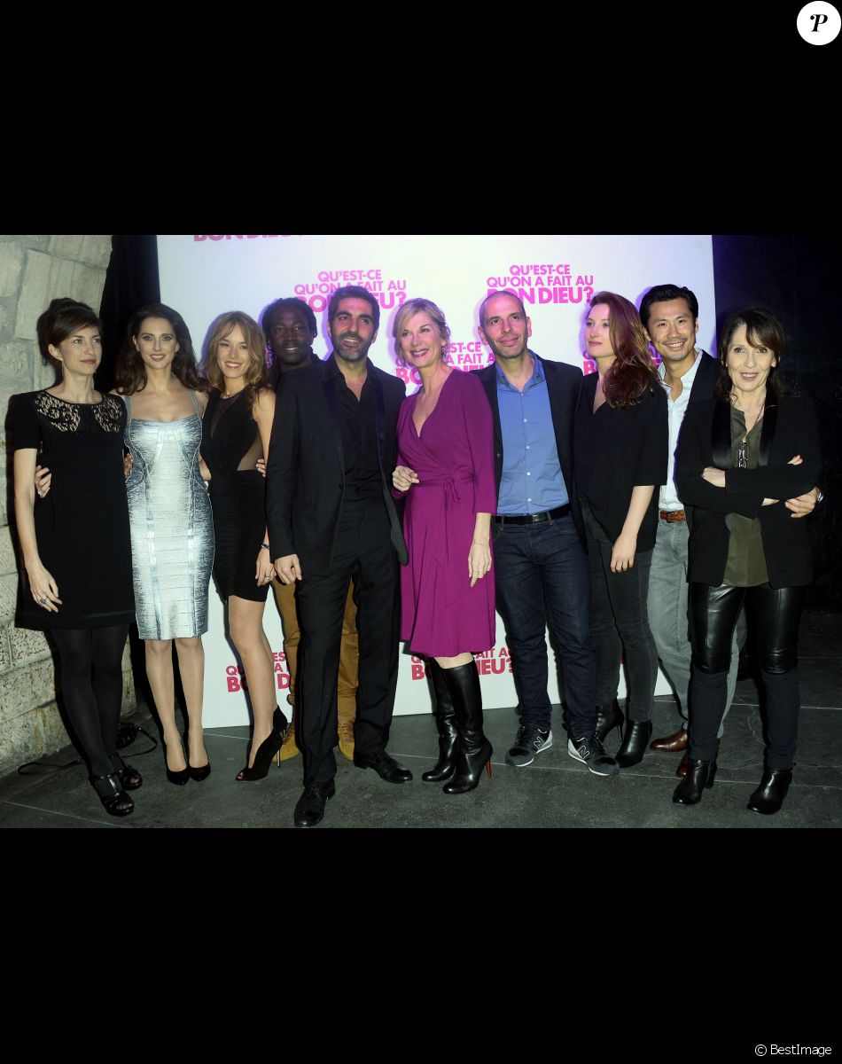 Emilie Caen, Frédérique Bel, Elodie Fontan, Noom Diawara, Ary Abittan, Michèle Laroque, Medi Sadoun, Julia Piaton, Frédéric Chau, Chantal Lauby - Soirée du film "Qu'est ce qu'on a fait au Bon Dieu?" au Showcase à Paris, le 8 décembre 2014.