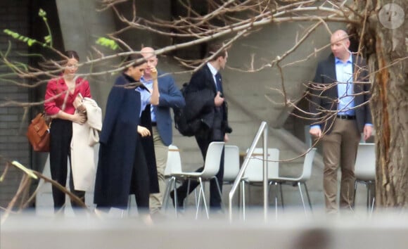 Exclusif - Meghan Markle, duchesse de Sussex, à la sortie du Dorfman Theatre à Londres le 8 janvier 2020.