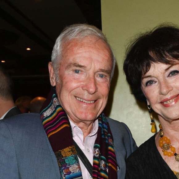 Pierre Douglas et Anny Duperey - L'académie Alphonse Allais intronise E. Naulleau, MP Belle et J. Santamaria au cabaret "La Cremaillère" à Paris le 21 mars 2022. © Coadic Guirec/Bestimage