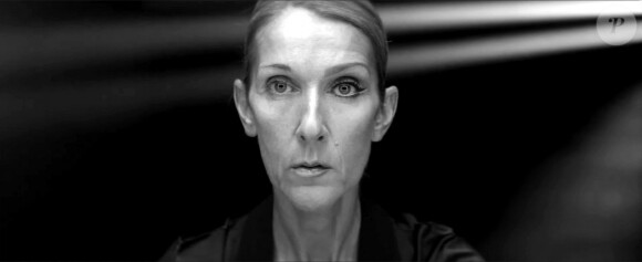 Céline Dion se montre sans maquillage dans le clip en noir et blanc de sa nouvelle chanson "Imperfections".