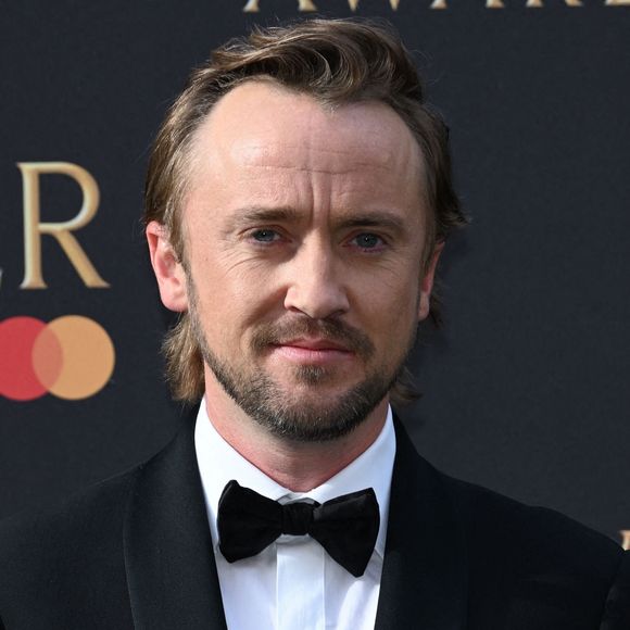 Tom Felton au photocall des "Olivier Awards" au Royal Albert Hall à Londres, le 10 avril 2022.