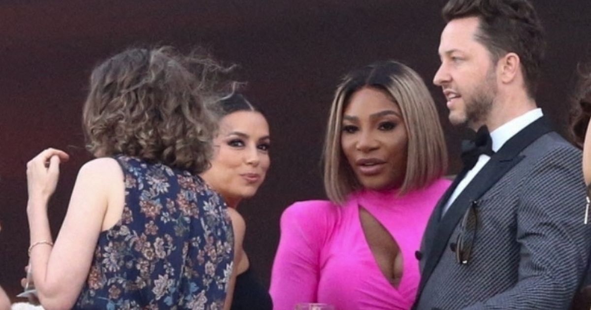 Eva Longoria Serena Williams Les Invités Lors De La Cérémonie De Mariage De Brooklyn Beckham 