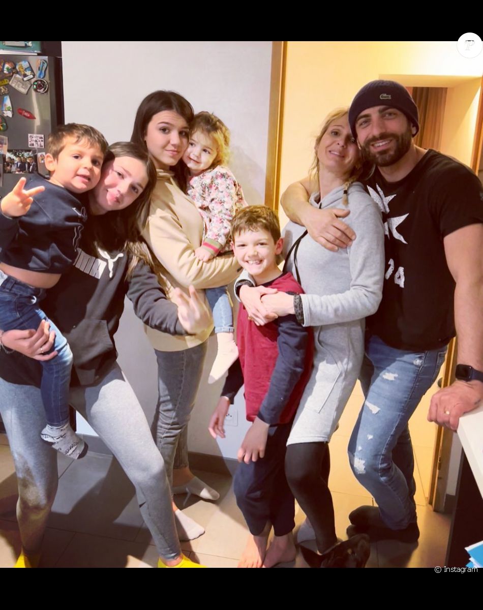 La famille Dol de "Familles nombreuses"