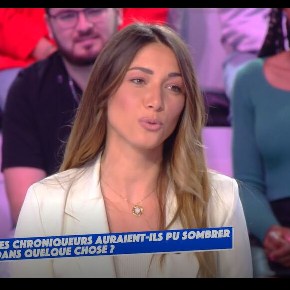 Delphine Wespiser se confie sur une période de sa vie où elle a failli sombrer - "Touche pas à mon poste", le 13 avril 2022, sur C8
