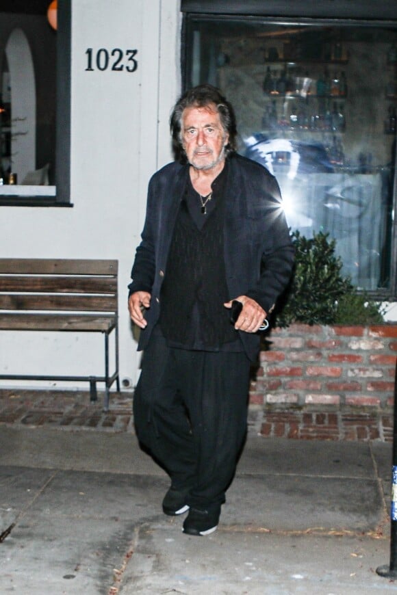 Exclusif - Al Pacino a dîné au restaurant "Felix" avec Noor Alfallah (ex compagne de M. Jagger) à Venice le 10 avril 2022.