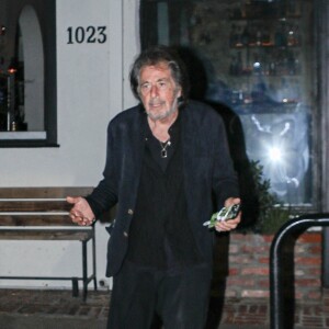 Exclusif - Al Pacino a dîné au restaurant "Felix" avec Noor Alfallah (ex compagne de M. Jagger) à Venice le 10 avril 2022.