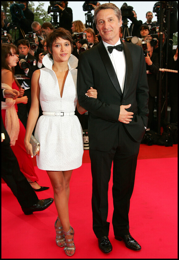 Emma & Antoine De Caunes - Montée des marches du Festival de Cannes 2008.