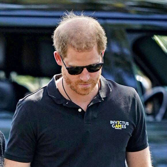 Le prince Harry et Meghan Markle lors du "Land Rover Challenge" au premier jour des Invictus Games 2020 à La Haye, le 16 avril 2022. Photo by Aaron Chown/PA Wire/ABACAPRESS.COM