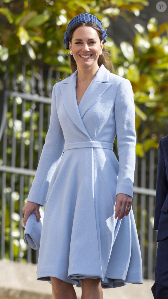 Catherine (Kate) Middleton, duchesse de Cambridge arrive à la chapelle Saint-Georges de Windsor pour assister à la messe de Pâques, le 17 avril 2022.