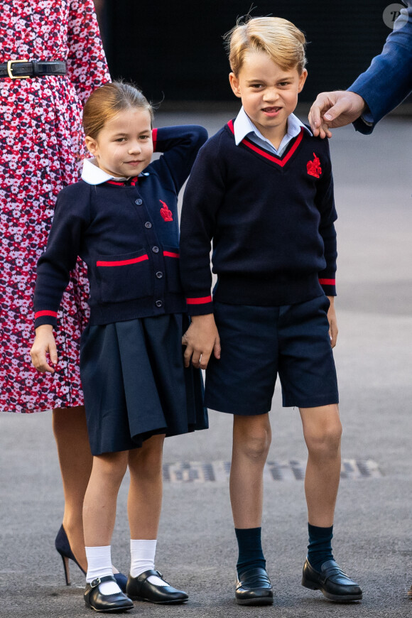 Info - La princesse Charlotte de Cambridge fête ses 5 ans - Le prince William et Catherine Kate Middleton, duchesse de Cambridge, emmènent leur fille la princesse Charlotte de Cambridge avec leur fils le prince George à l'école "Thomas's Battersea" le jour de la rentrée scolaire, le 5 septembre 2019.