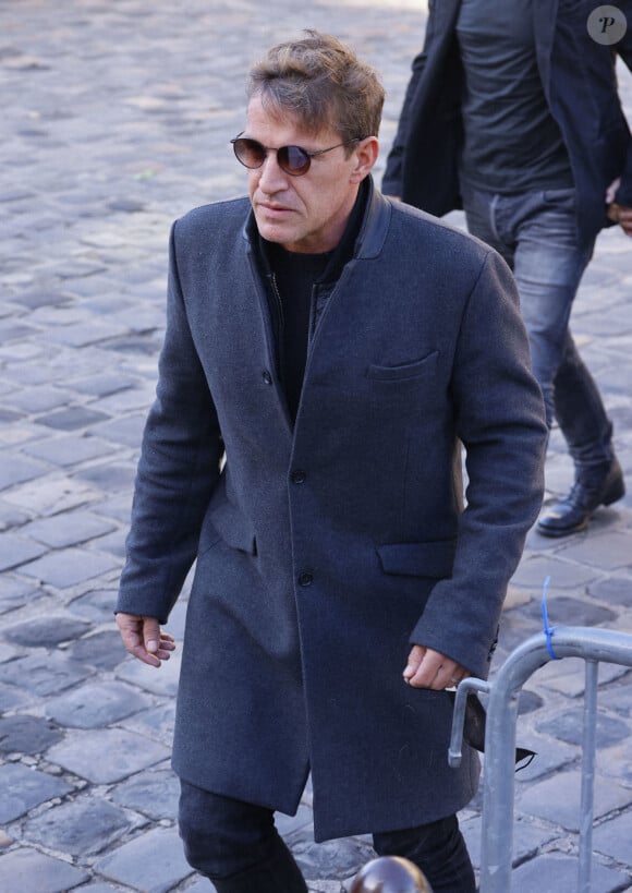 Benjamin Castaldi - Arrivées à la messe funéraire en hommage à Bernard Tapie en l'église Saint-Germain-des-Prés à Paris. Le 6 octobre 2021 © Jacovides-Moreau / Bestimage