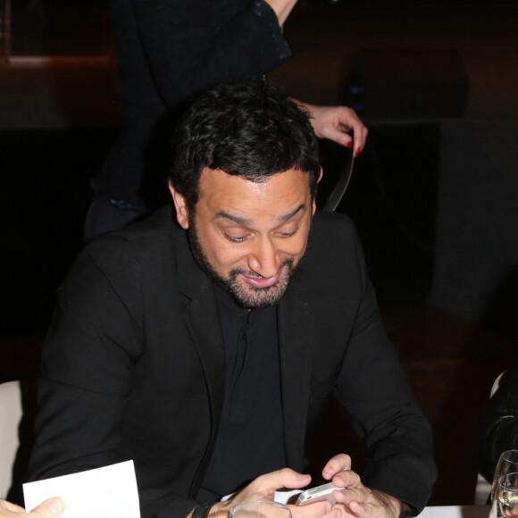 Exclusif - Cyril Hanouna et son ex compagne Emilie - Prix Special - Soiree annuelle de la FIDH (Federation Internationale des Droits de l'homme) et 65eme anniversaire de la Declaration universelle des Droits de l'Homme a l'Hotel de Ville de Paris le 10 decembre 2013.