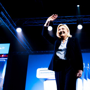 Marine Le Pen, candidate RN (Rassemblement National) en meeting à Arras le 21 avril 2022