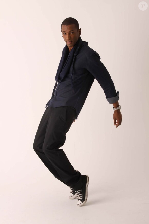 Thierry Cham revient en 2010 avec un nouvel album annoncé par le single Ecoute-moi