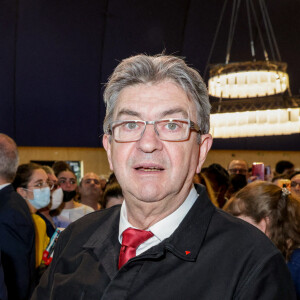 Jean-Luc Melenchon lors de sa visite au Festival du livre de Paris, le 22 avril 2022. © Jack Tribeca/Bestimage 