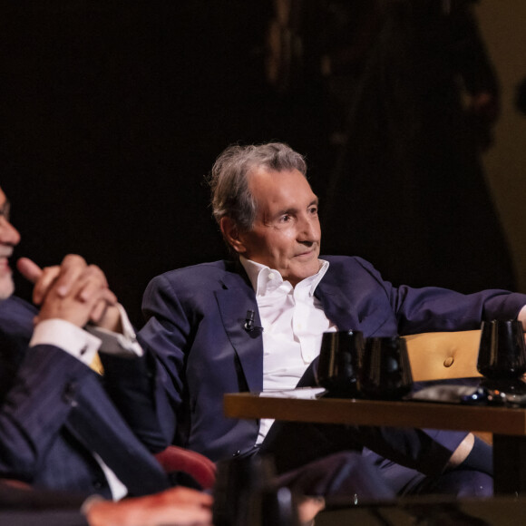 Jean-Jacques Bourdin - Enregistrement de l'émission "On Est En Direct" (OEED), Spéciale 100 ans de la radio, présentée par L.Ruquier, diffusée sur France 2 le 8 mai Soirée événement, L.Ruquier ouvre les portes de son club On est en direct aux plus grandes voix de la radio pour une émission spéciale !  © Jack Tribeca / Bestimage 