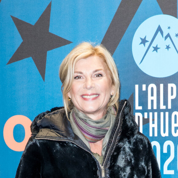 Michèle Laroque lors du photocall de la soirée d'ouverture de la 23ème édition du festival international du film de comédie l'Alpe d'Huez, Isère, France, le 14 janvier 2020. © Cyril Moreau/Bestimage 
