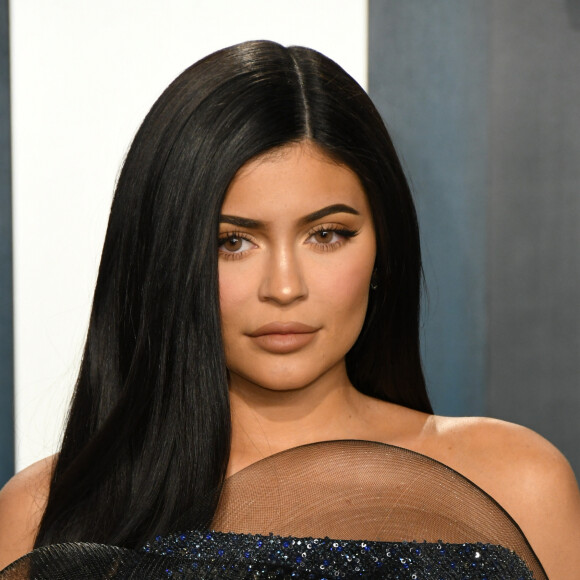Kylie Jenner. - Photocall de la soirée Vanity Fair en marge de la 92ème cérémonie des Oscars au Wallis Annenberg Center for the Performing Arts à Los Angeles © Birdie Thompson/AdMedia via ZUMA Wire / Bestimage