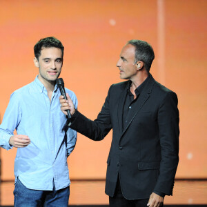 Gerard Darmon, son petit-fils Tom et Nikos Aliagas - Surprises - Enregistrement de l'émission "La Chanson secrète 7 " à la Scène musicale à Paris, qui sera diffusée le 15 janvier 2021 sur TF1.  © Gaffiot-Moreau / Bestimage 