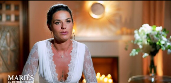 Caroline dans l'épisode de "Mariés au premier regard 2022" du 4 avril, sur M6