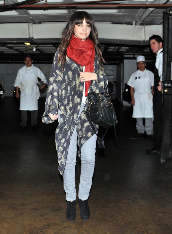 Nicole Richie sortant du restaurant Madeo's à Los Angeles, le 26 janvier 2010