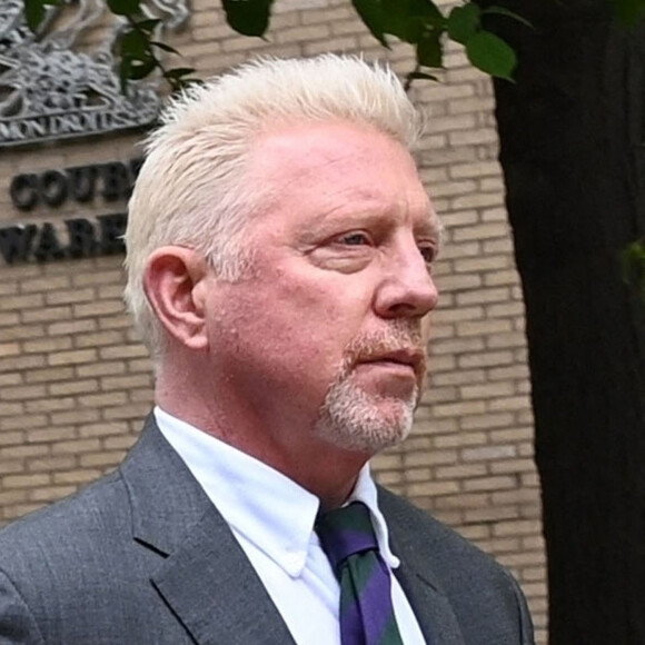 Boris Becker et sa compagne Lilian de Carvalho se rendent au tribunal "Southwark Crown Court" pour le derbnier du jour du procès pour fraude fiscale de Boris Becker. Il encourt jusqu'à 7 ans de prison ferme. Londres, le 29 avril 2022. 