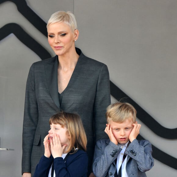 La princesse Charlene de Monaco et ses enfants, la princesse Gabriella et le prince Jacques - Remise des prix du championnat du "Monaco ePrix" à Monaco. Le 30 avril 2022 © Bruno Bebert / Bestimage