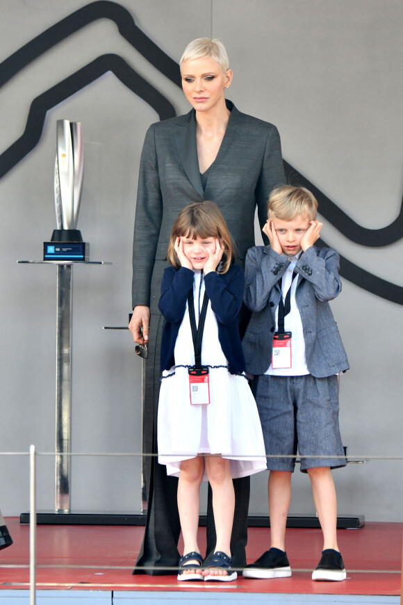 La princesse Charlene de Monaco et ses enfants, la princesse Gabriella et le prince Jacques - Remise des prix du championnat du "Monaco ePrix" à Monaco. Le 30 avril 2022 © Bruno Bebert / Bestimage