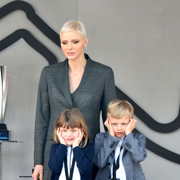 La princesse Charlene de Monaco et ses enfants, la princesse Gabriella et le prince Jacques - Remise des prix du championnat du "Monaco ePrix" à Monaco. Le 30 avril 2022 © Bruno Bebert / Bestimage