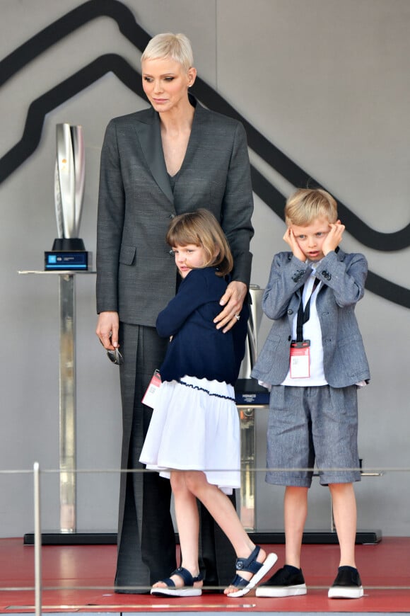 La princesse Charlene de Monaco et ses enfants, la princesse Gabriella et le prince Jacques - Remise des prix du championnat du "Monaco ePrix" à Monaco. Le 30 avril 2022 © Bruno Bebert / Bestimage