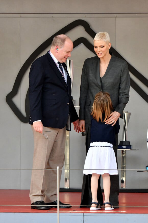 Le prince Albert II, la princesse Charlene de Monaco et leur fille, la princesse Gabriella - Remise des prix du championnat du "Monaco ePrix" à Monaco. Le 30 avril 2022 © Bruno Bebert / Bestimage