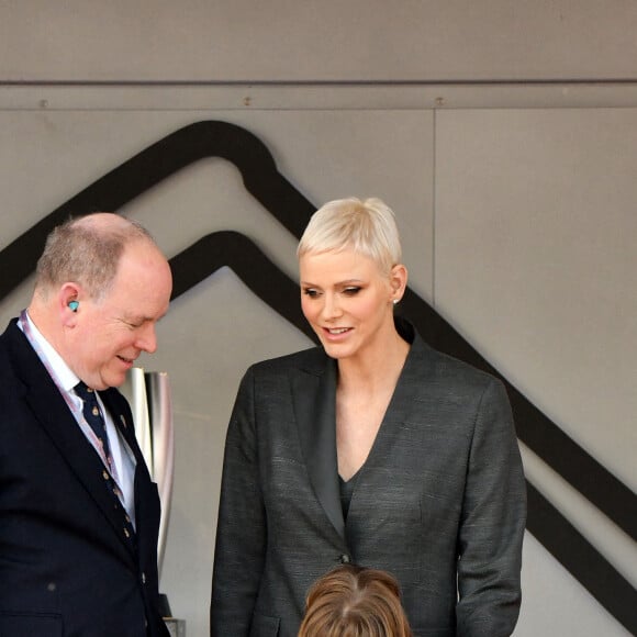 Le prince Albert II, la princesse Charlene de Monaco et leur fille, la princesse Gabriella - Remise des prix du championnat du "Monaco ePrix" à Monaco. Le 30 avril 2022 © Bruno Bebert / Bestimage