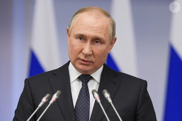 Vladimir Poutine s'adresse aux députés de l'Assemblée Fédérale Russe à Saint-Petersbourg, le 27 avril 2022.