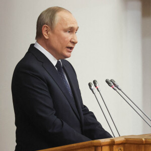 Vladimir Poutine s'adresse aux députés de l'Assemblée Fédérale Russe à Saint-Petersbourg, le 27 avril 2022.