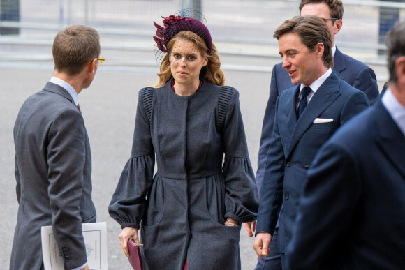 La princesse Beatrice d'York et son mari, Edoardo Mapelli Mozzi lors du service d'action de grâce en hommage au prince Philip, duc d'Edimbourg, à l'abbaye de Westminster à Londres, Royaume Uni, le 29 mars 2022. Le prince Philip, duc d'Edimbourg, est décédé le 9 avril 2021. 