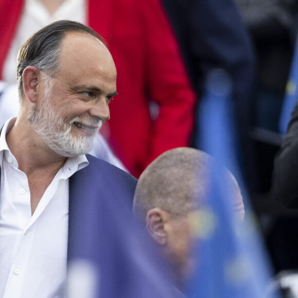 Edouard Philippe - Le président Emmanuel Macron prononce un discours au Champ de Mars le soir de sa victoire à l'élection présidentielle le 24 avril 2022