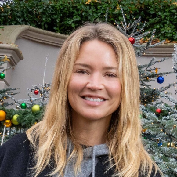 Virginie Efira - Les célébrités fêtent Noël à Disneyland Paris en novembre 2021. © Disney via Bestimage