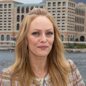 Vanessa Paradis - Les célébrités assistent au défilé croisière Chanel au Monte Carlo Beach à Monaco, le 5 mai 2022. © Olivier Borde / Bestimage 